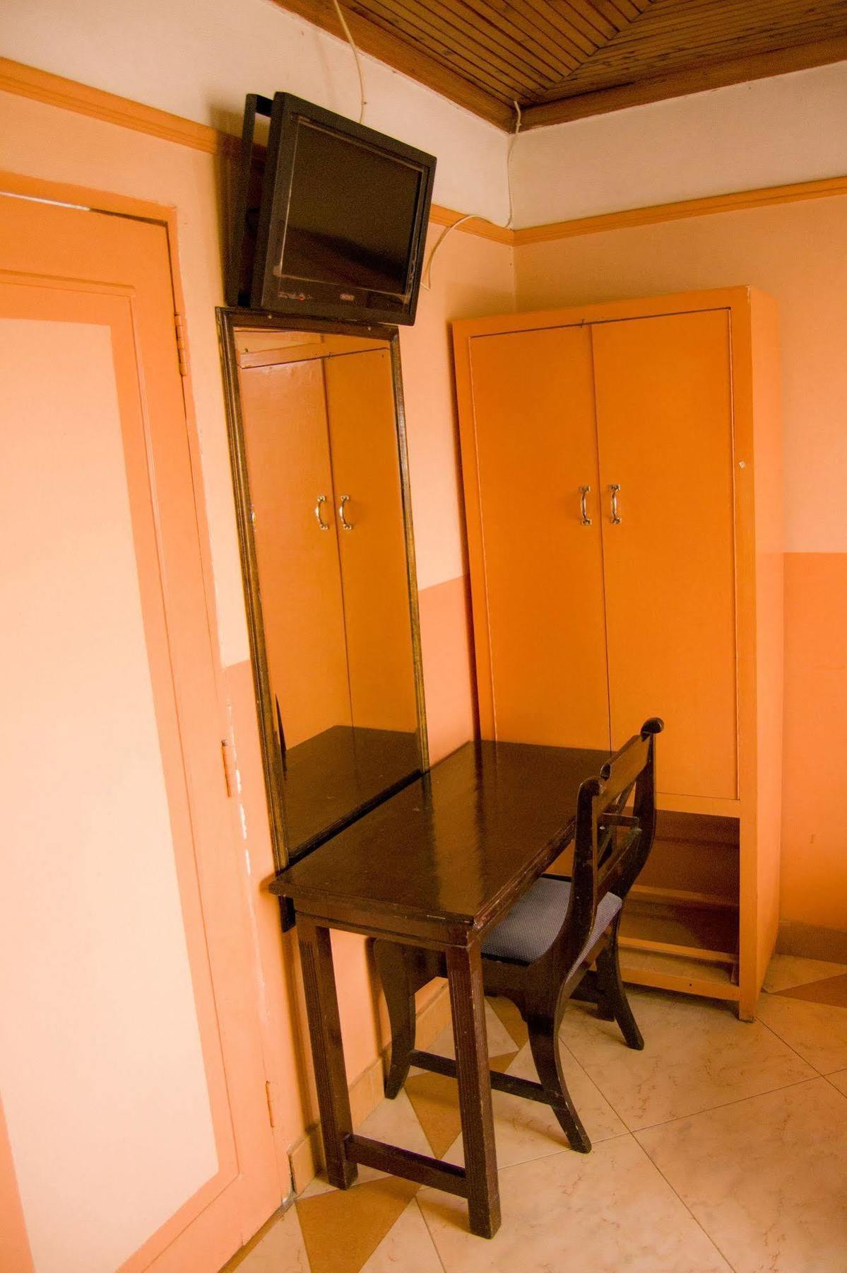 Mooreland Hotel Nairobi Exterior foto